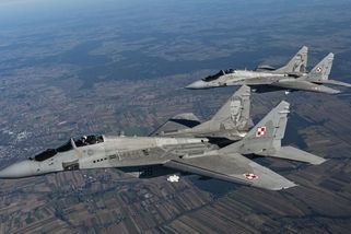 Východ Polska probudily sirény. U hranic našli desetimetrový kráter - Seznam Zprávy